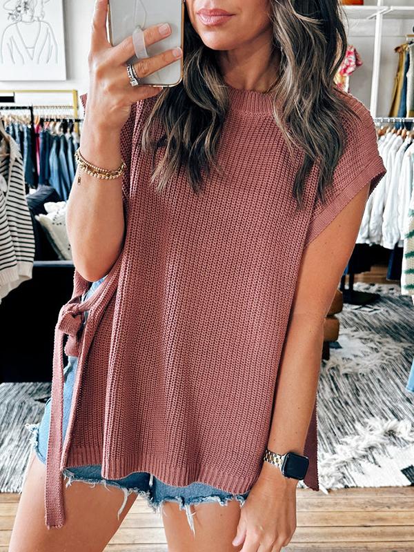 Women's Round Neck Textured Knitted Sweater Vest